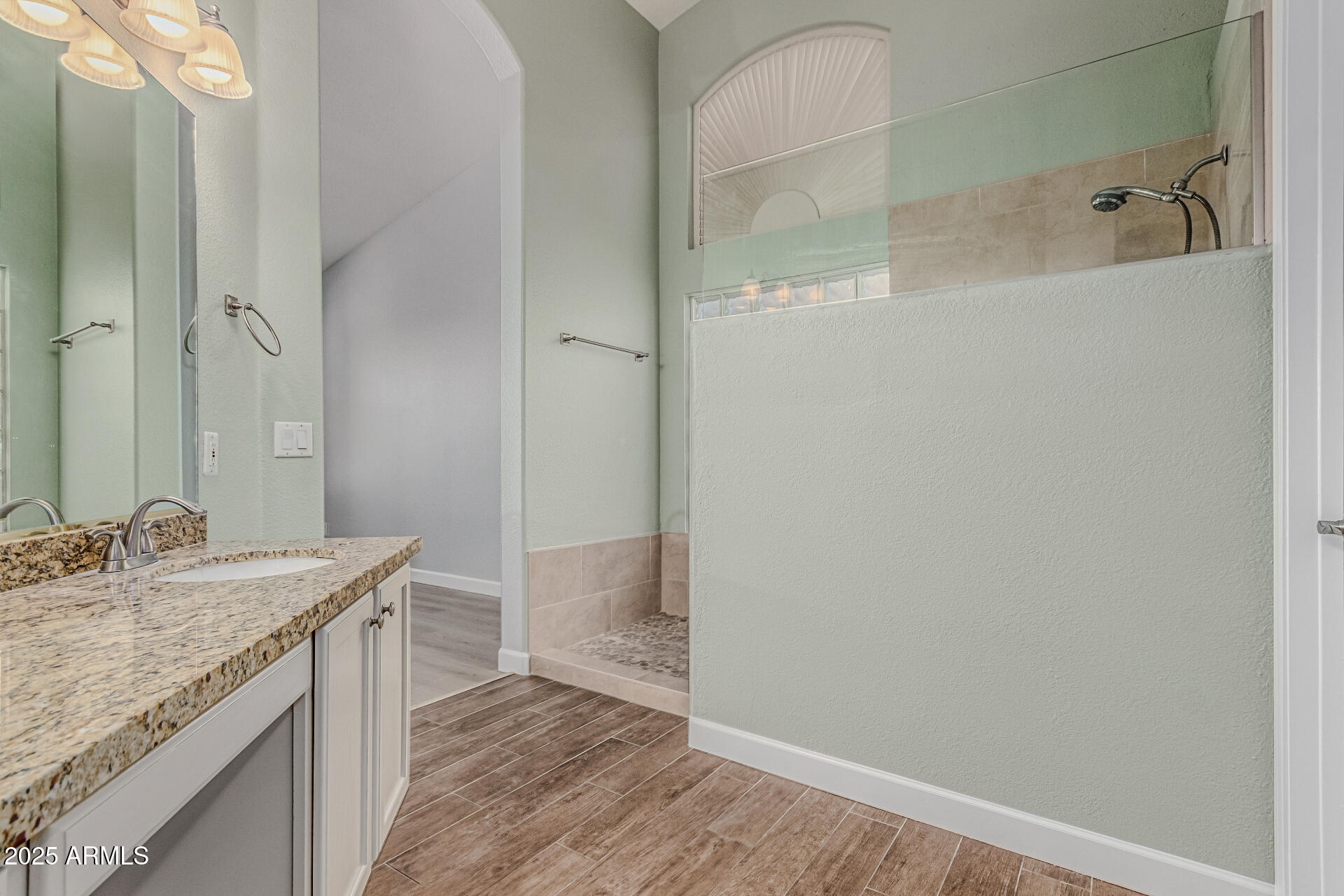 6410 W BUCKSKIN Trail