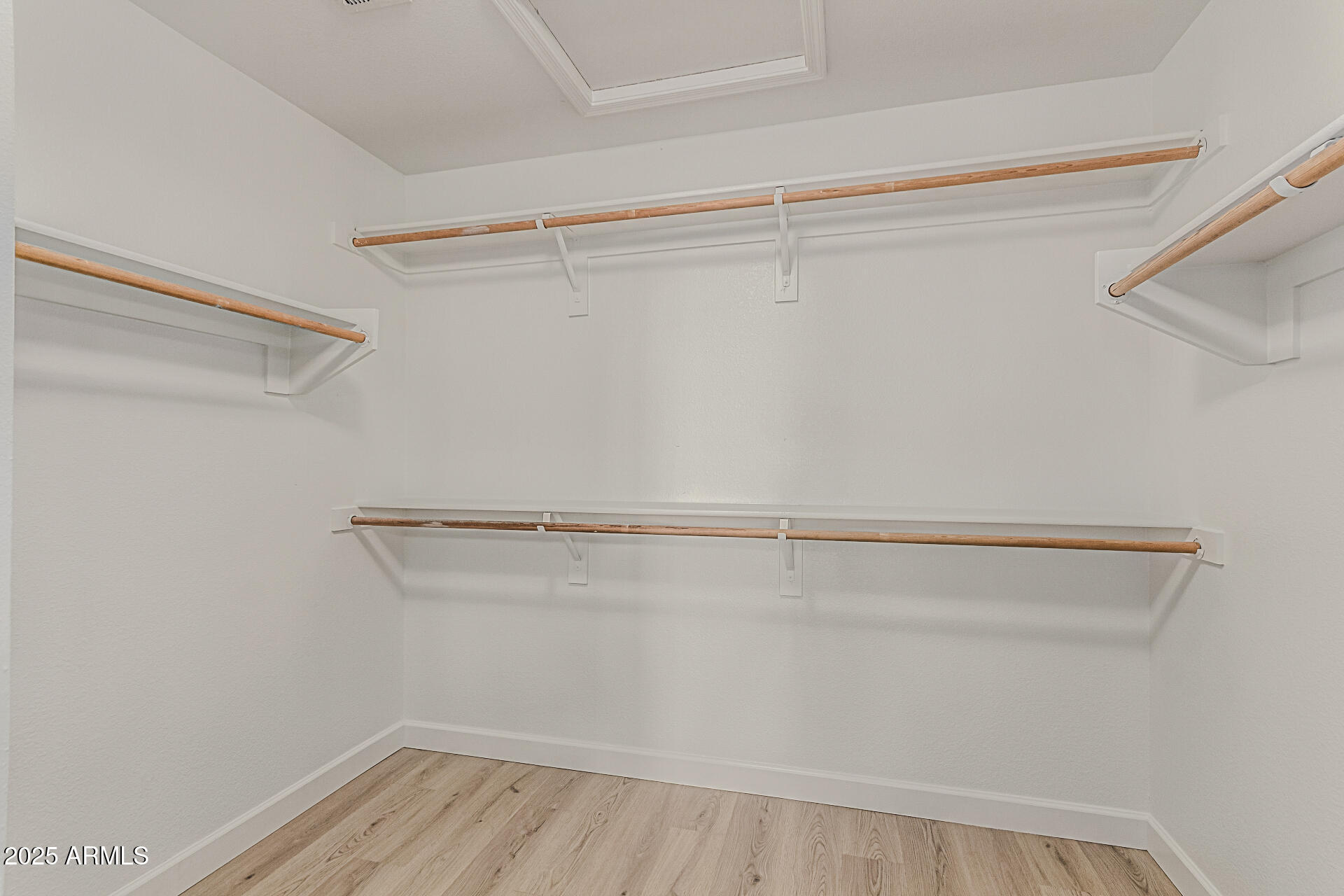 6410 W BUCKSKIN Trail