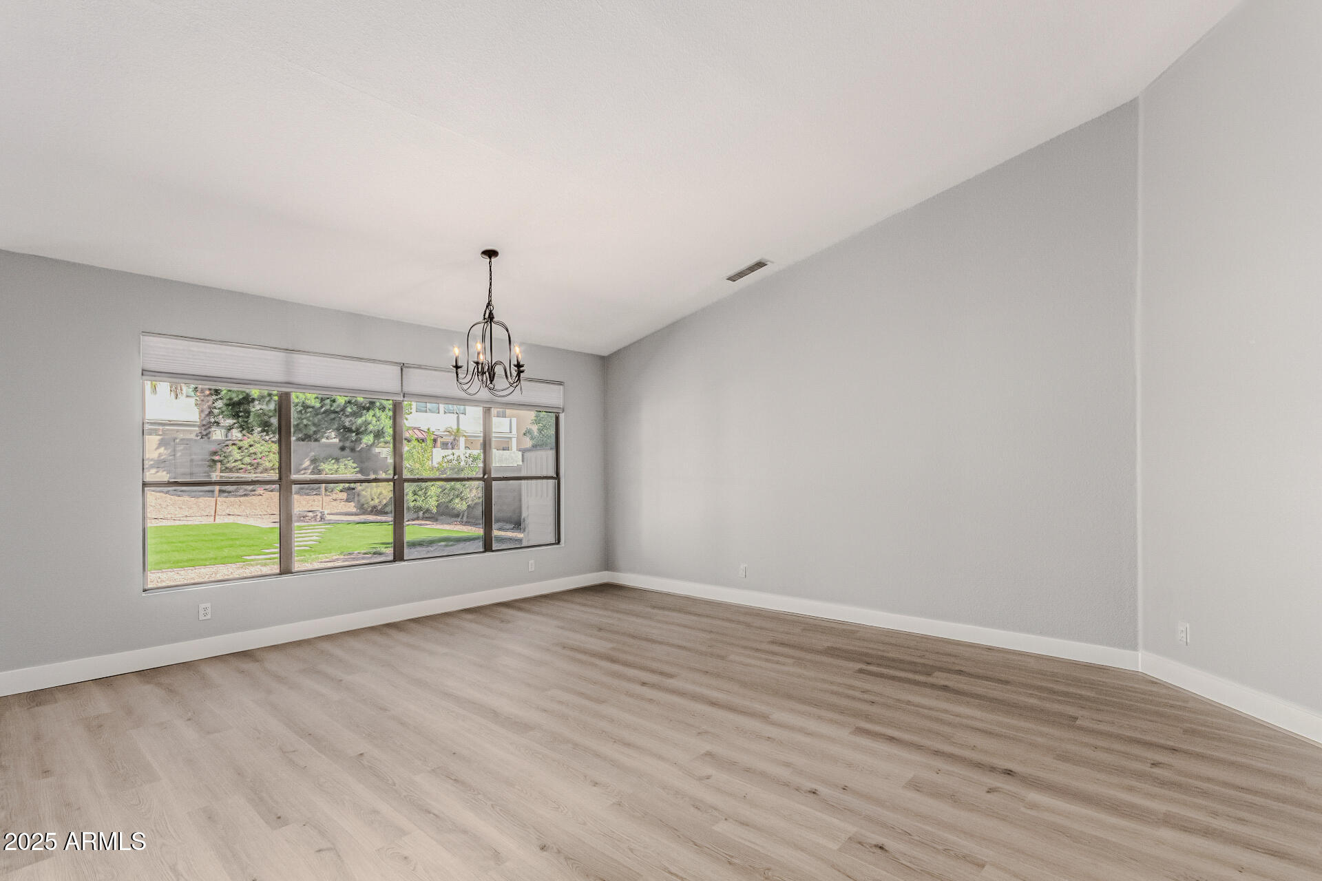 6410 W BUCKSKIN Trail