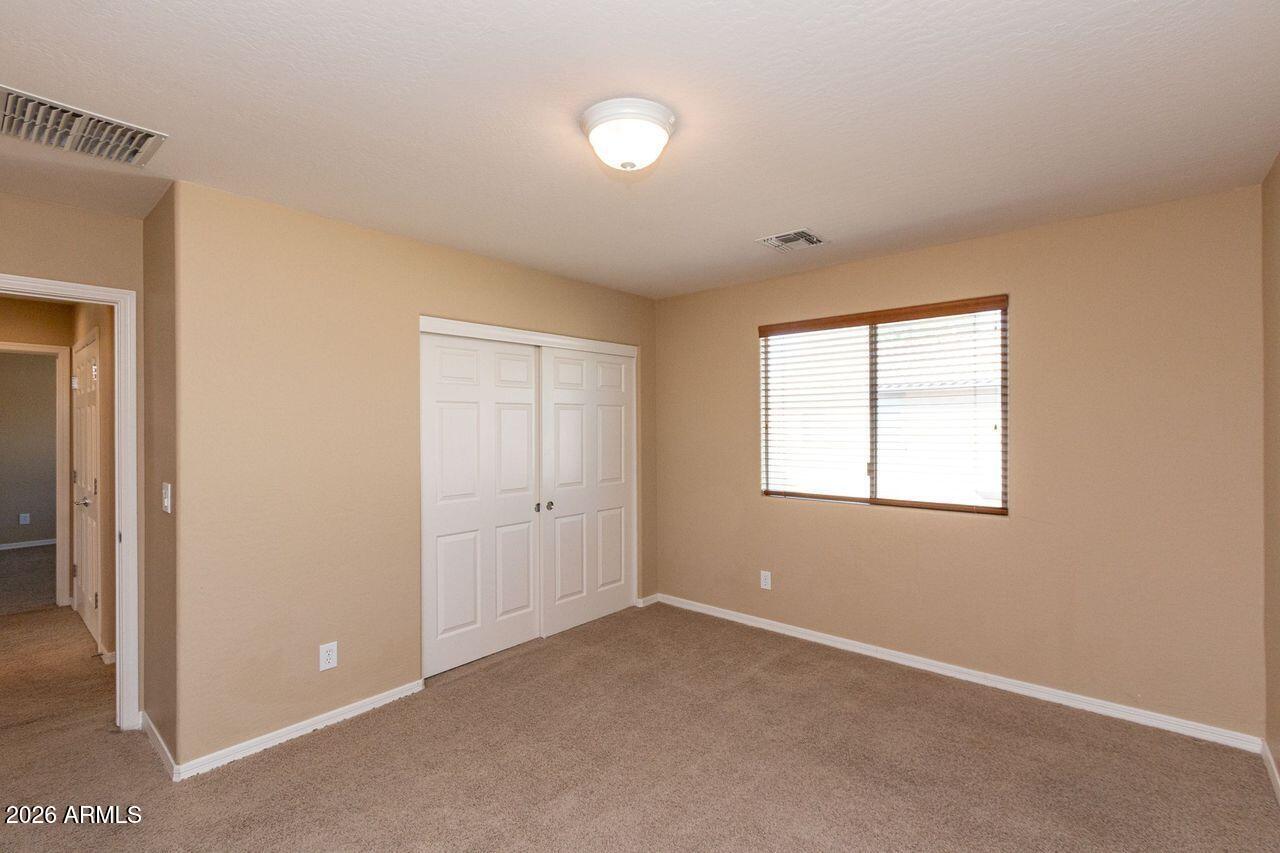 2526 W DESERT VISTA Trail