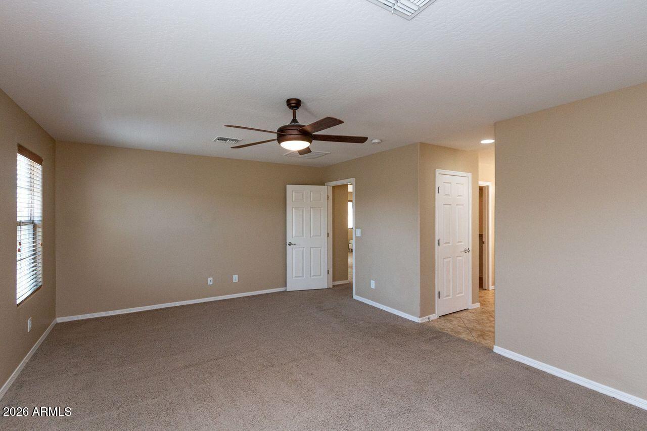 2526 W DESERT VISTA Trail