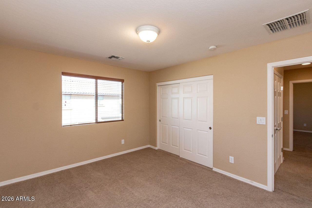 2526 W DESERT VISTA Trail