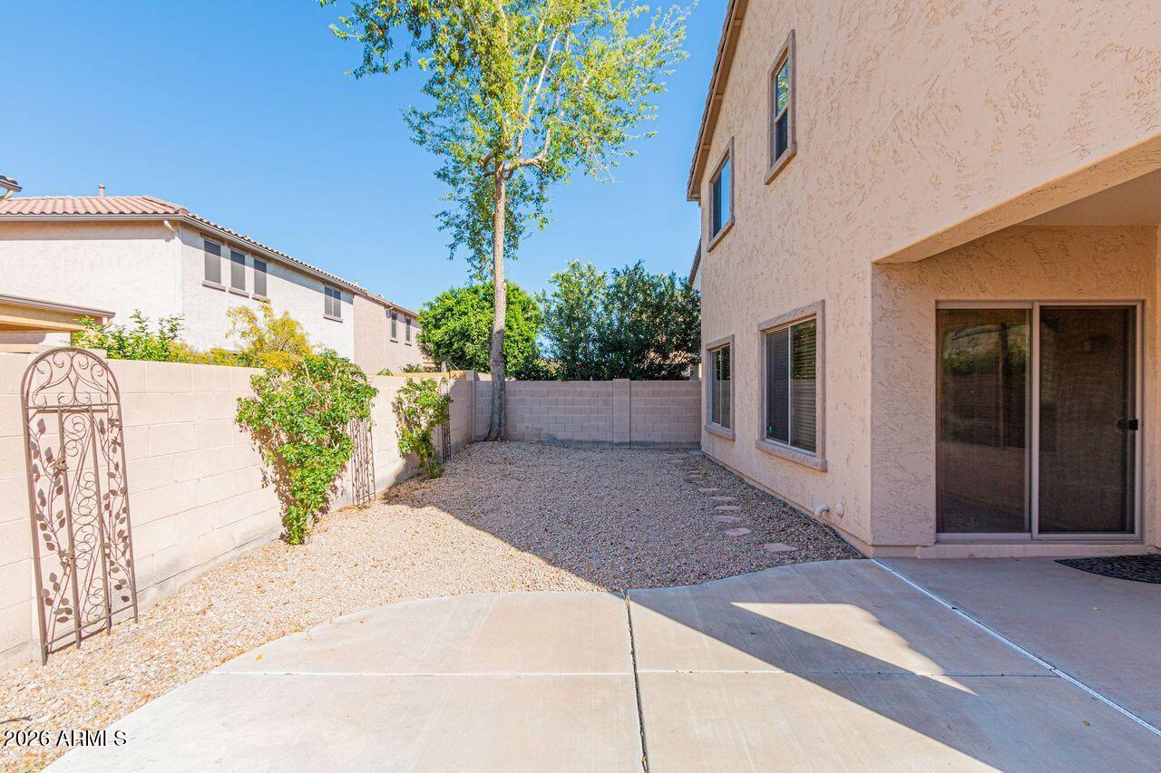 2526 W DESERT VISTA Trail