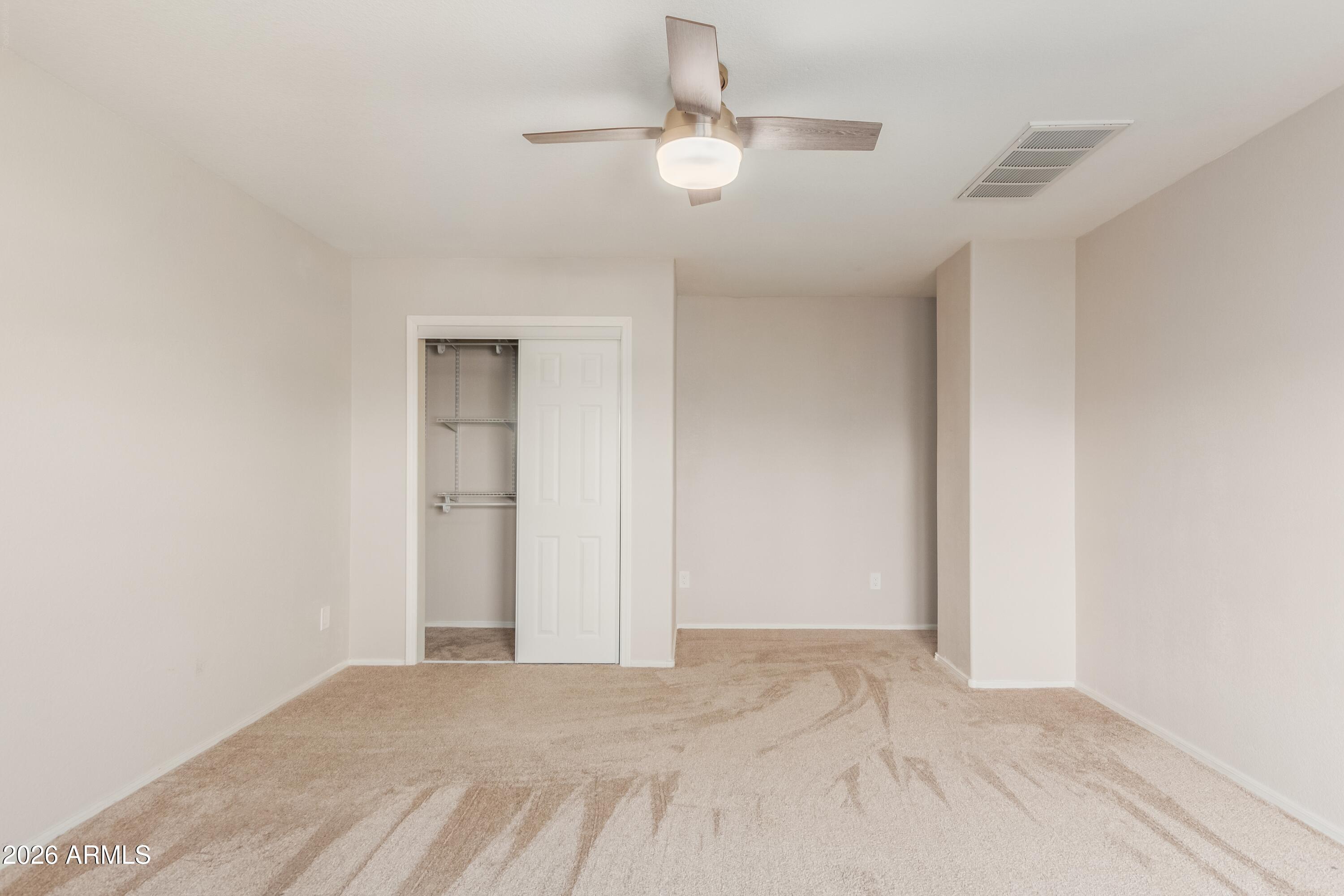 3219 W Molly Lane