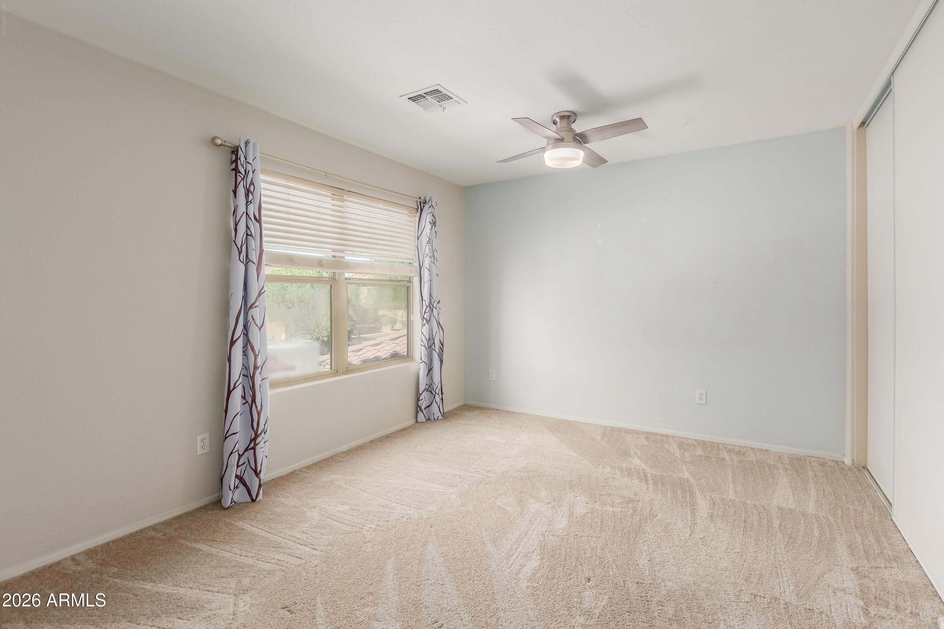 3219 W Molly Lane