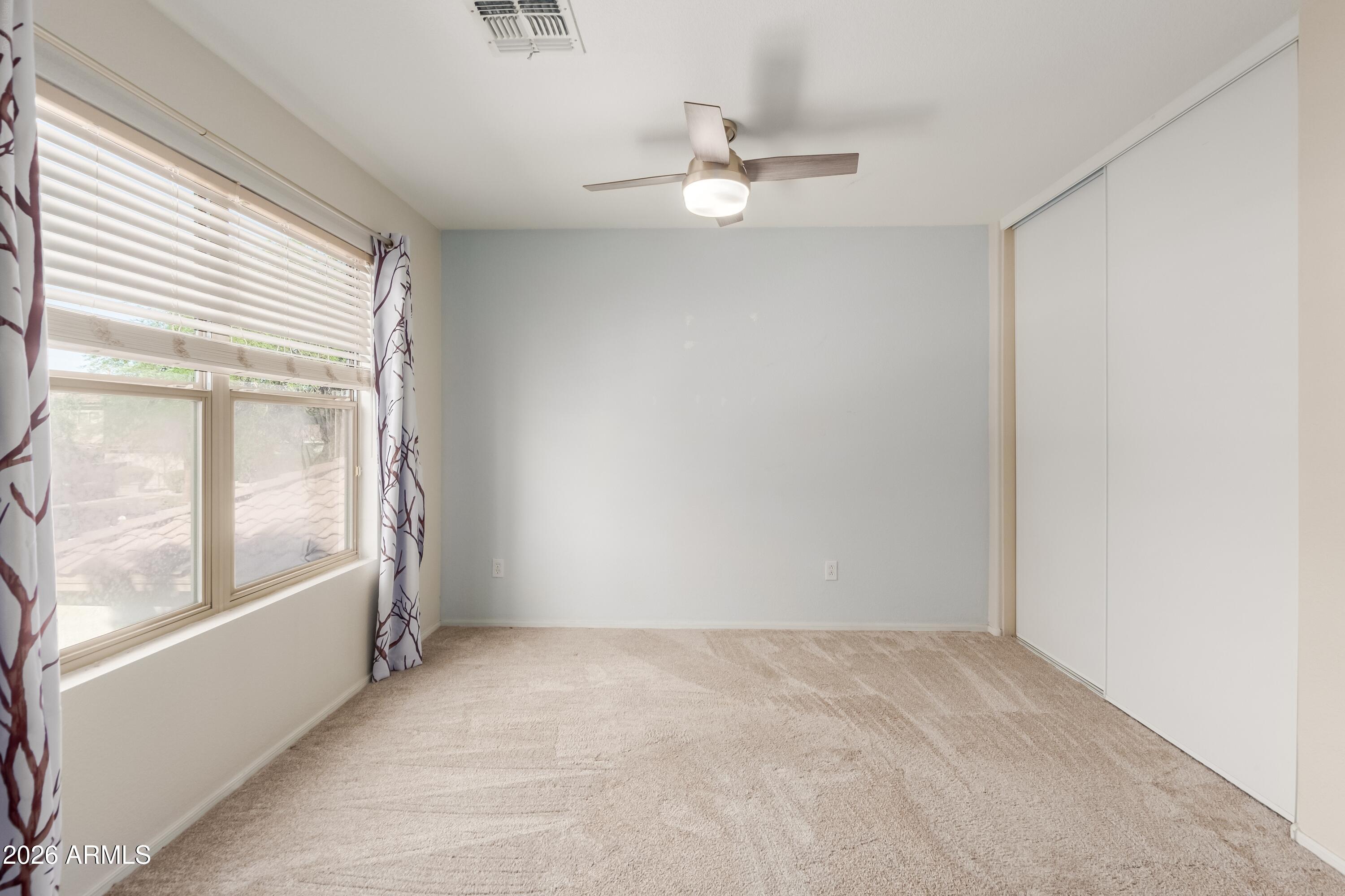 3219 W Molly Lane
