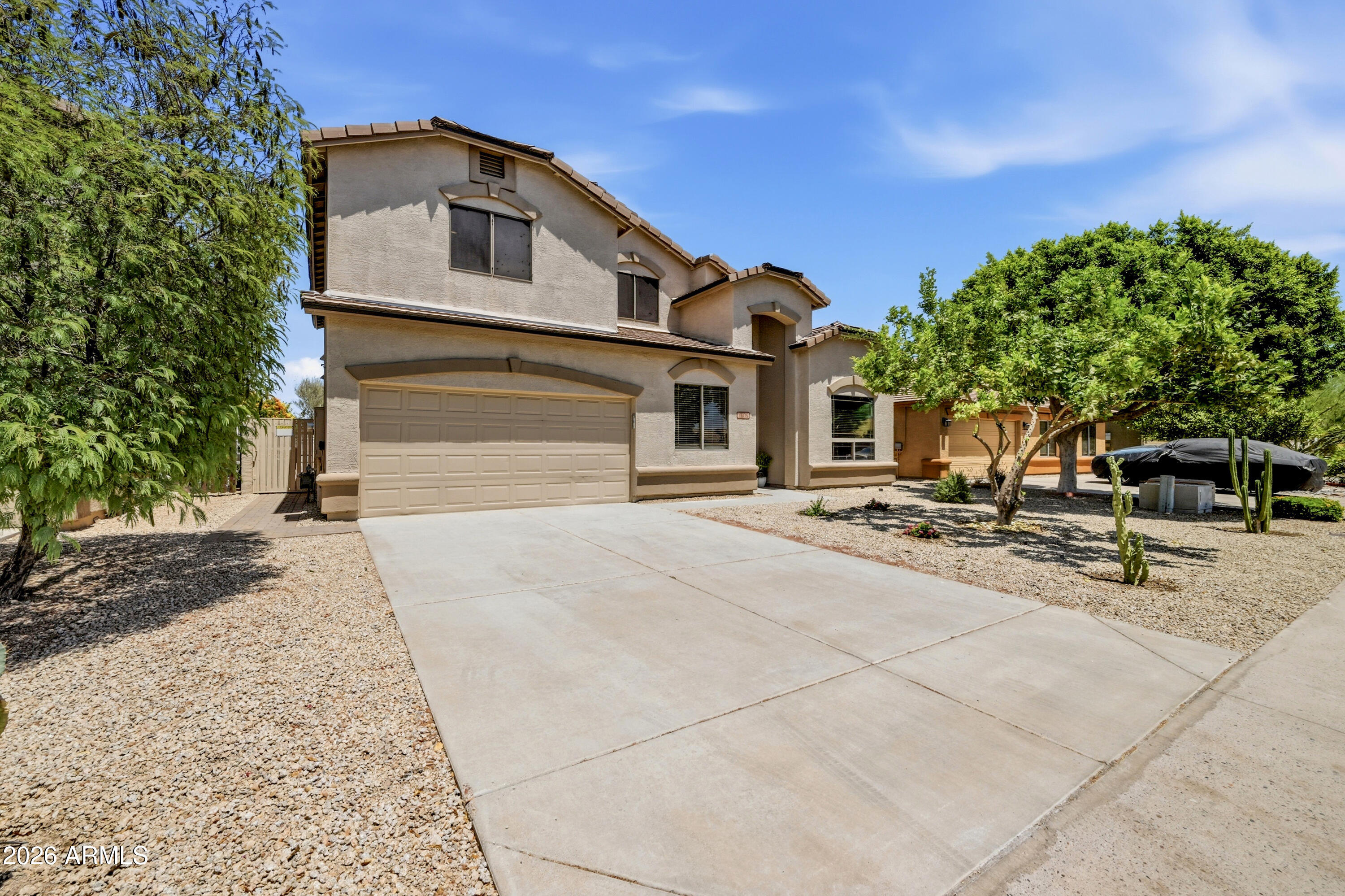 1008 E MOHAWK Drive