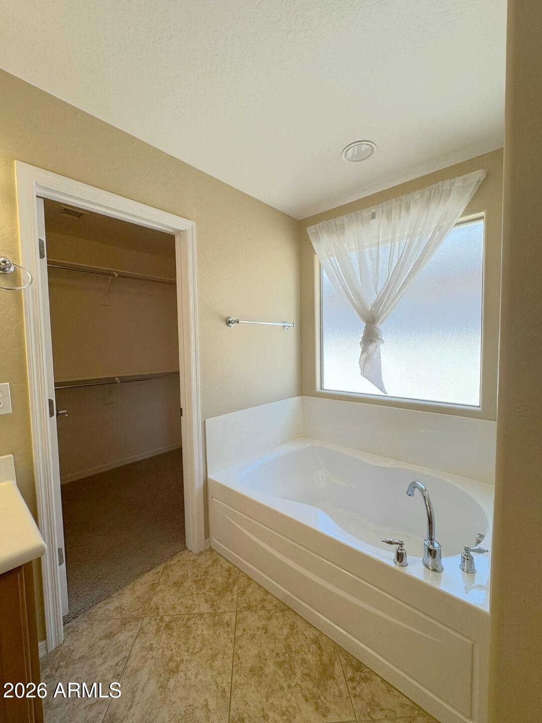 2526 W DESERT VISTA Trail