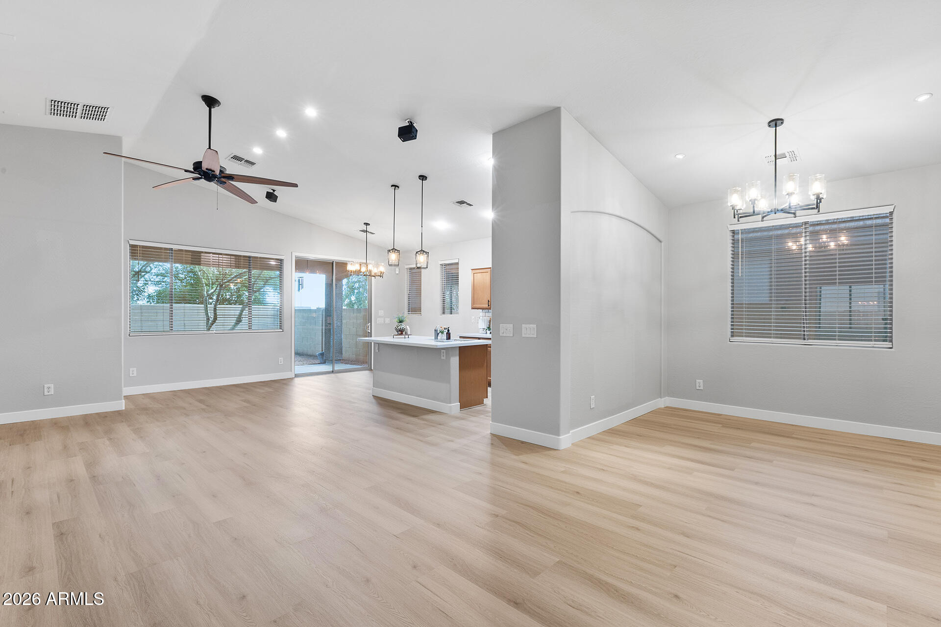 10361 W FOOTHILL Drive