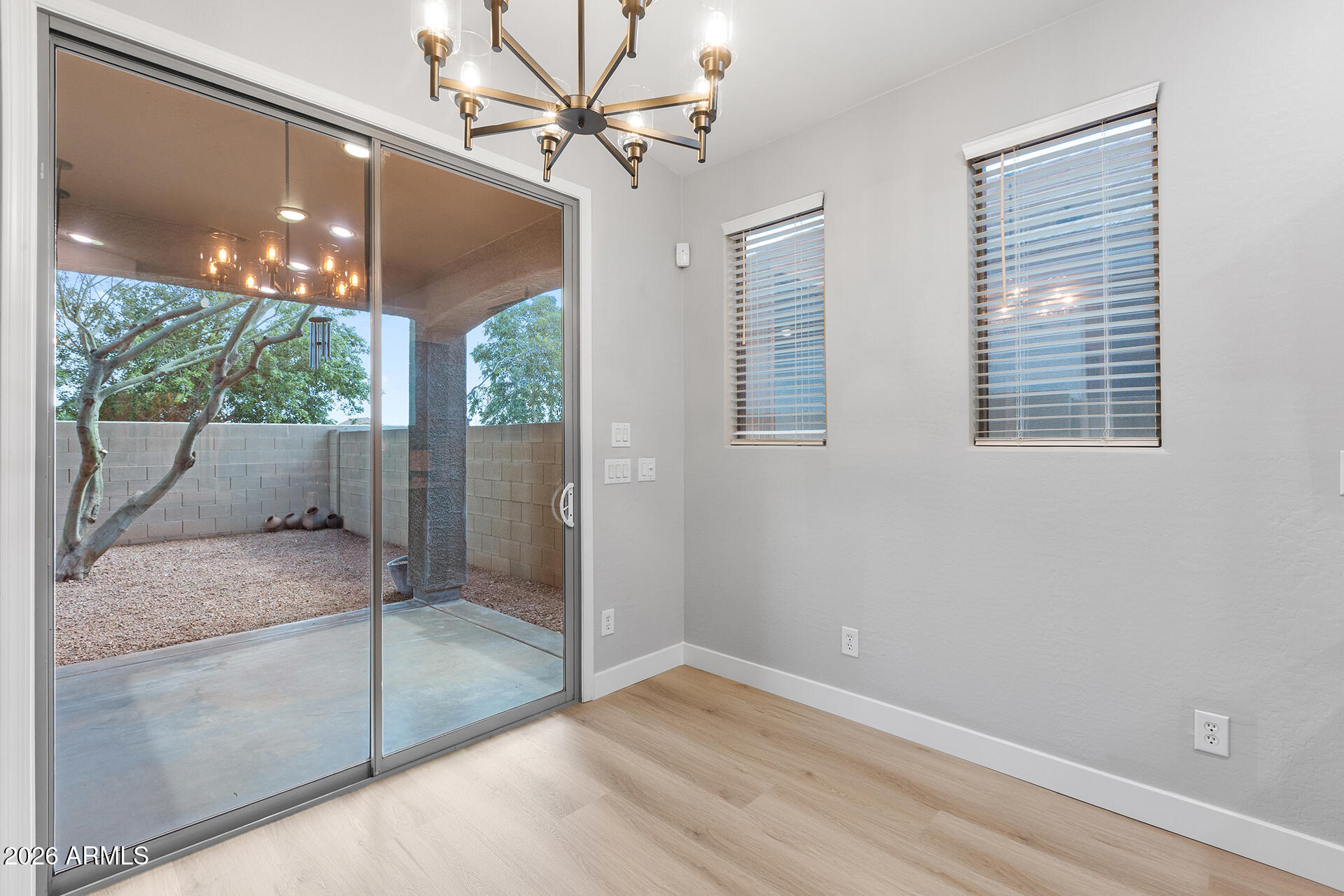 10361 W FOOTHILL Drive