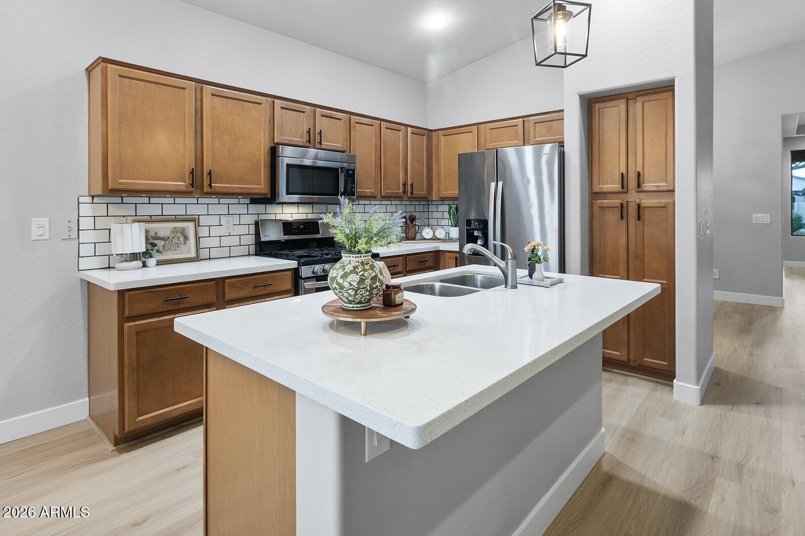 10361 W FOOTHILL Drive