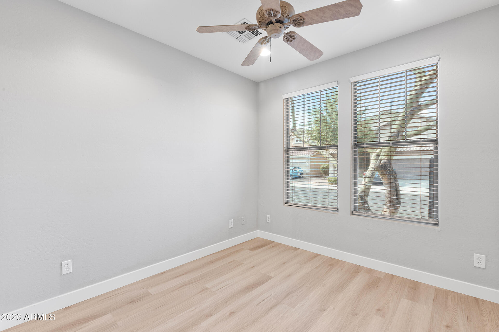 10361 W FOOTHILL Drive