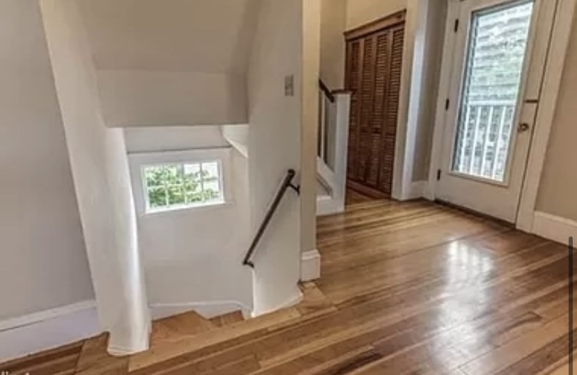27 Lake St # 2