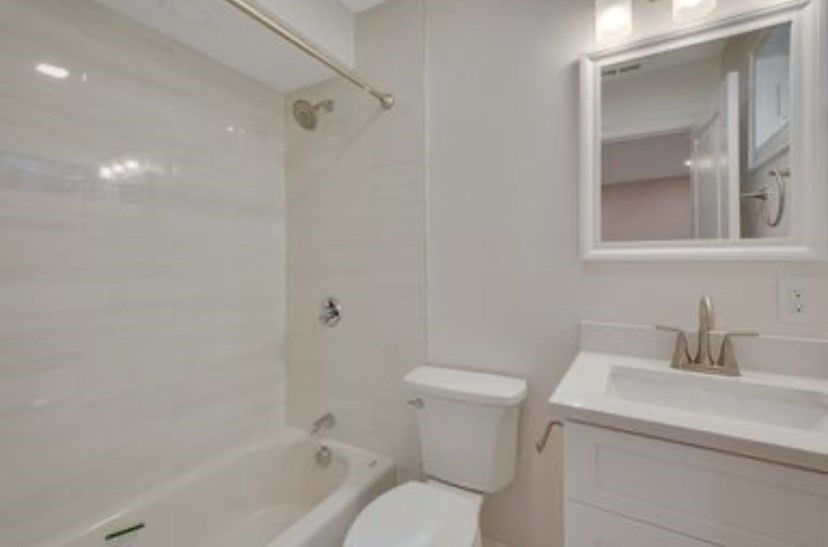 173 River St # 1