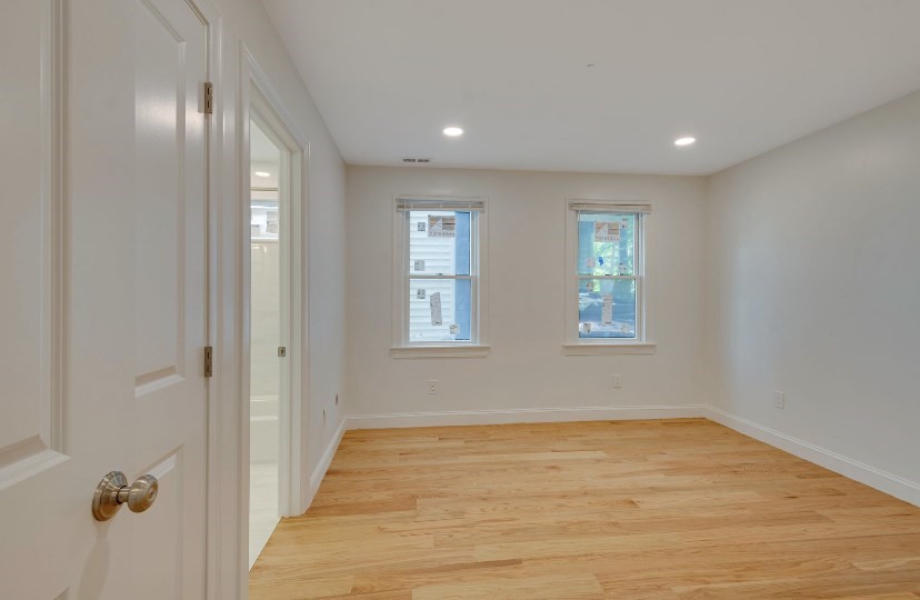 173 River St # 1