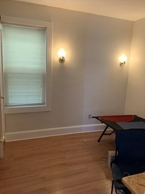 24 Ventura St