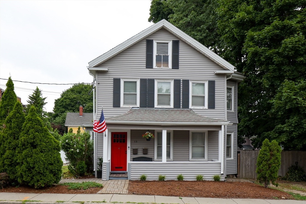 13 Saint James St