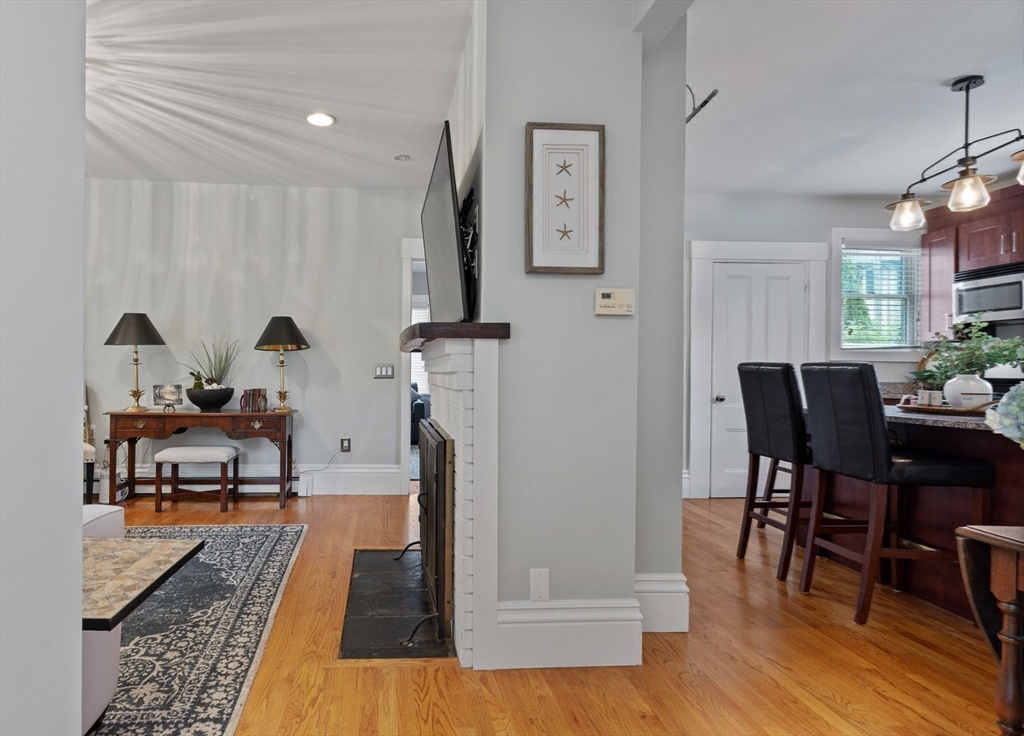 13 Saint James St