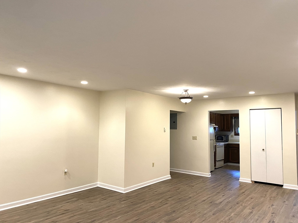 95 Highwood Drive # 9