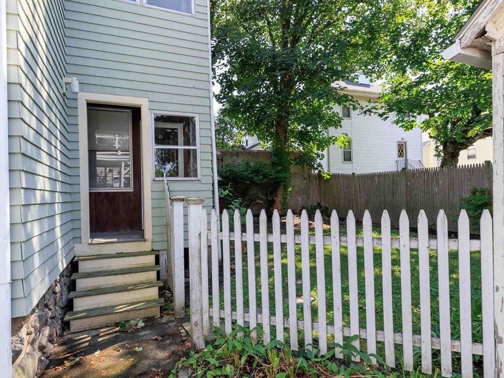 235-237 White Street