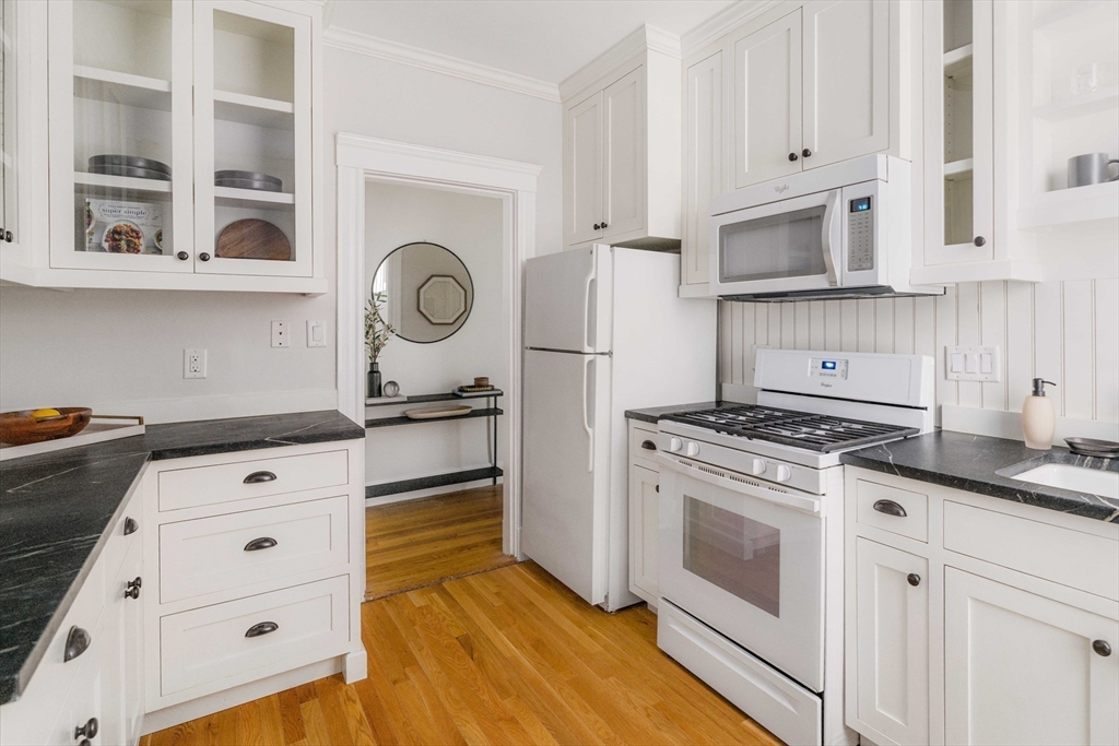 1697 Cambridge Street Unit: 6