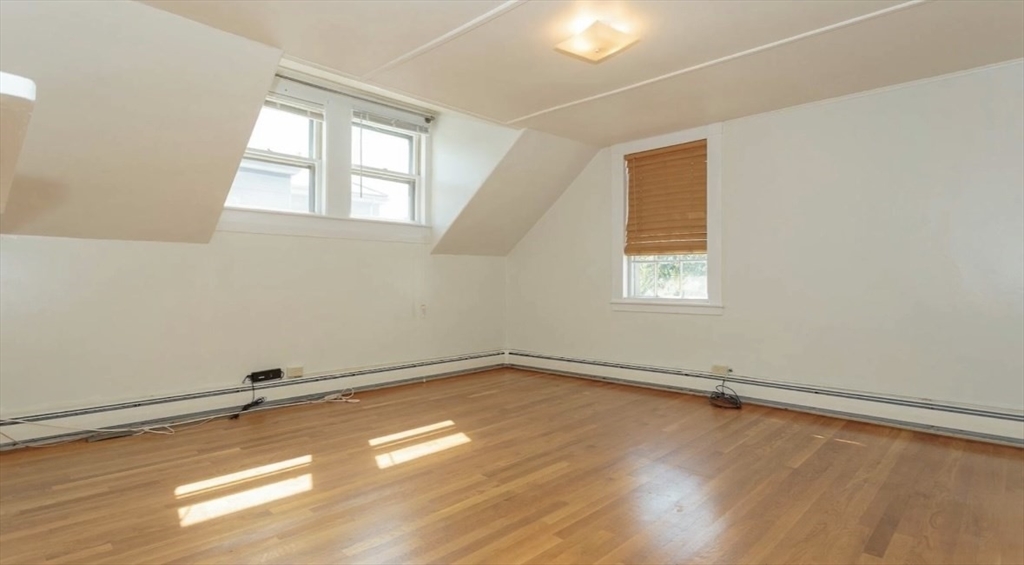 106 Washington St # 2a