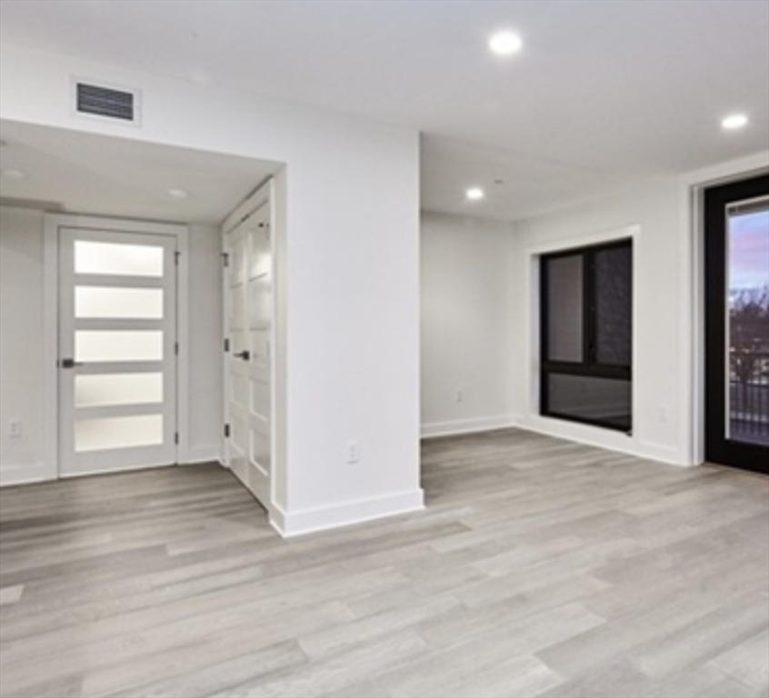 85 Willow Court Unit: aa