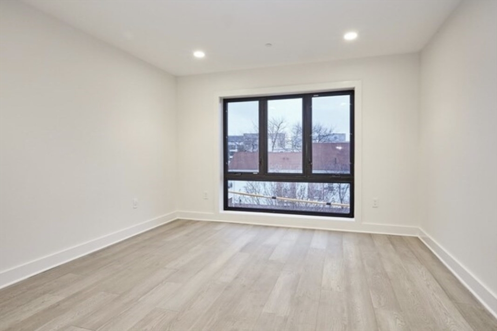 85 Willow Court Unit: aa