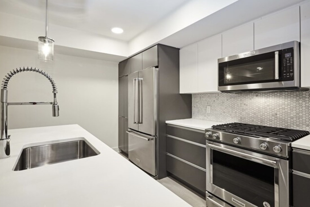 85 Willow Court Unit: aa