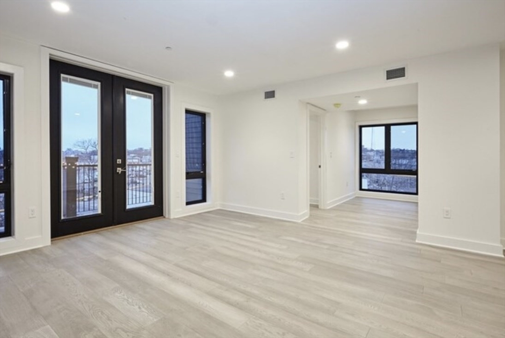 85 Willow Court Unit: aa