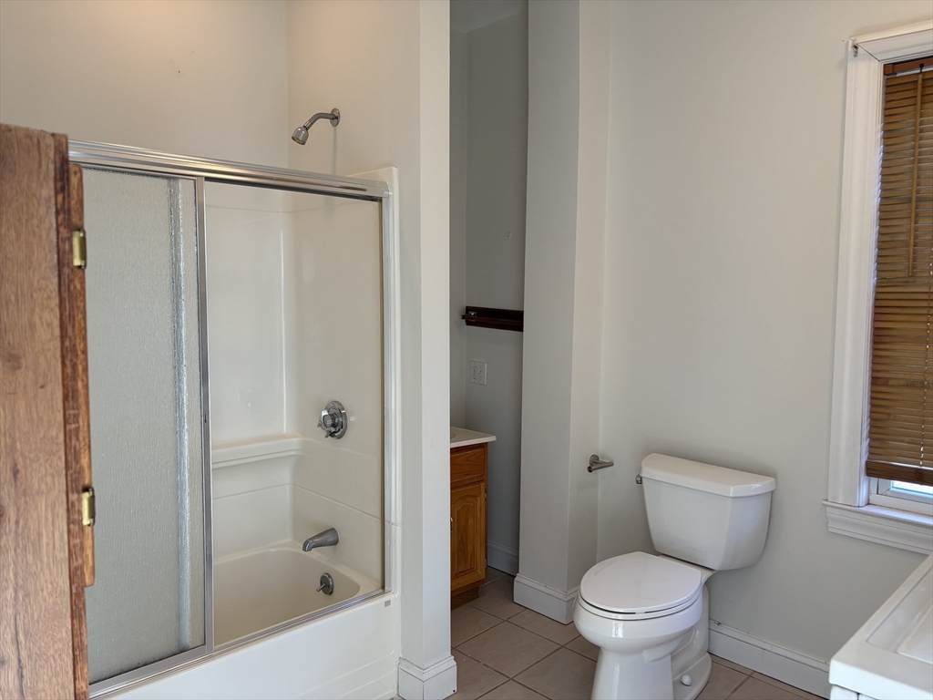 34-36 Harvard St # 2a