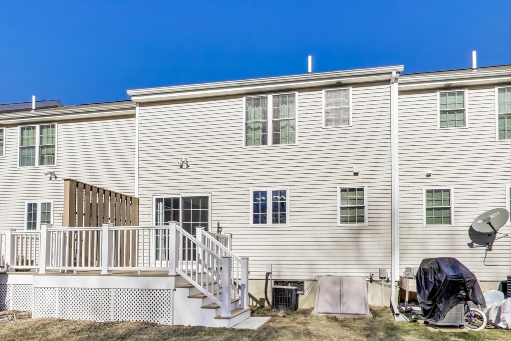 7 Jacklyn Lane # 7