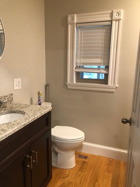 192-196 Willow St, Waltham