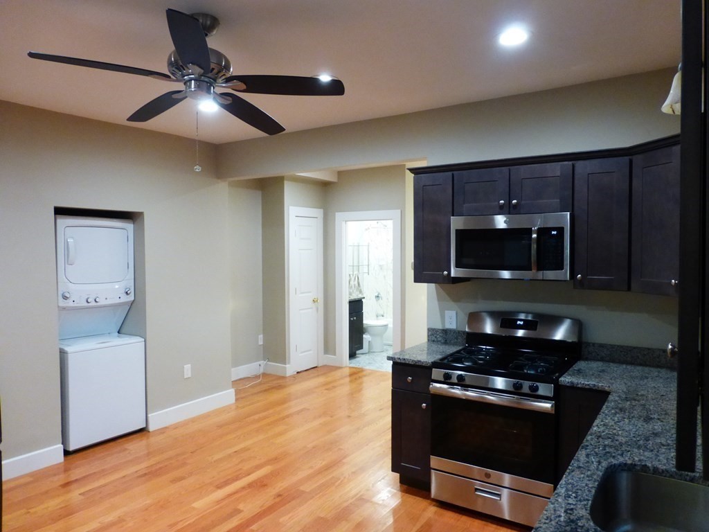 192-196 Willow St, Waltham