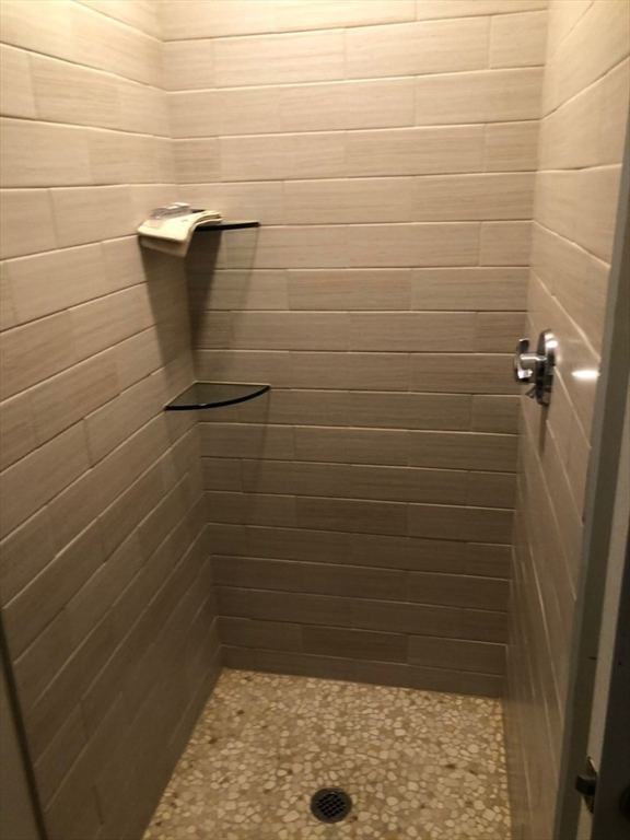 192-196 Willow St, Waltham