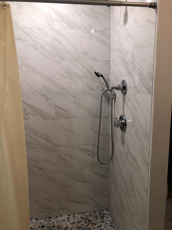 192-196 Willow St, Waltham