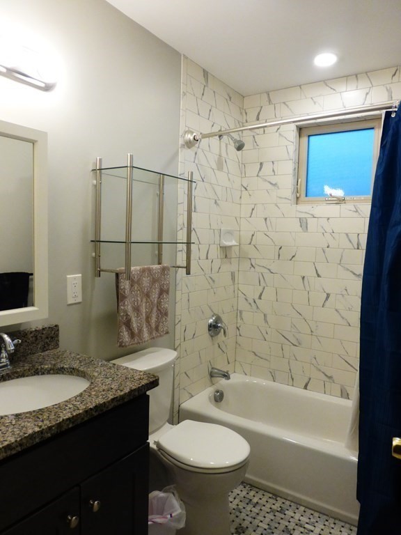 192-196 Willow St, Waltham