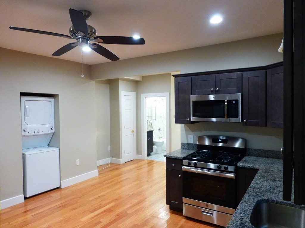 192-196 Willow St, Waltham