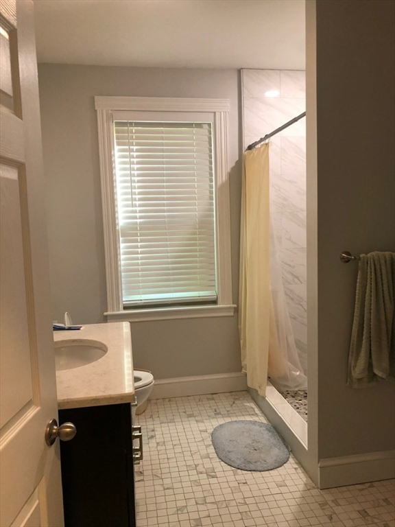 192-196 Willow St, Waltham