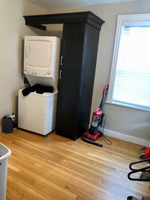 192-196 Willow St, Waltham