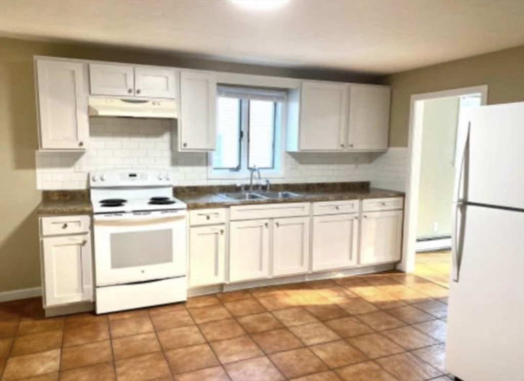 210 Pine St # 2