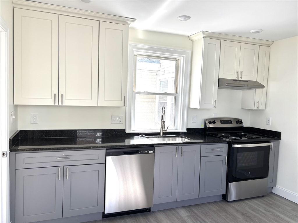 39 Freeman St # 2
