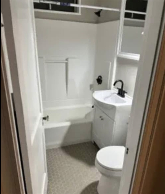 1083-1085 Main St # 2