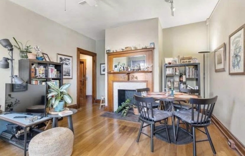 73 Hoyle St # 3