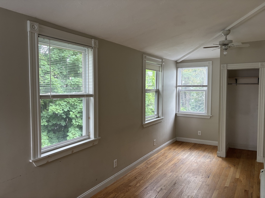 27 Trull St # 2