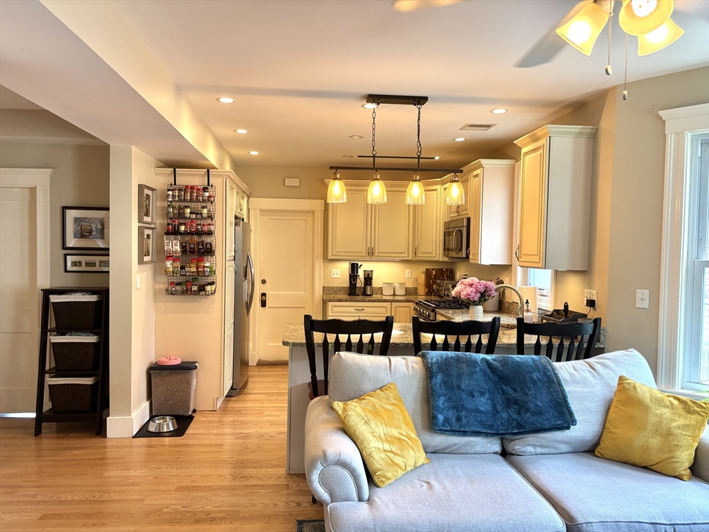 610 South St # 2