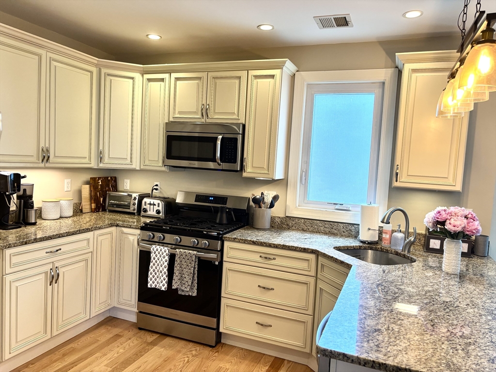 610 South St # 2