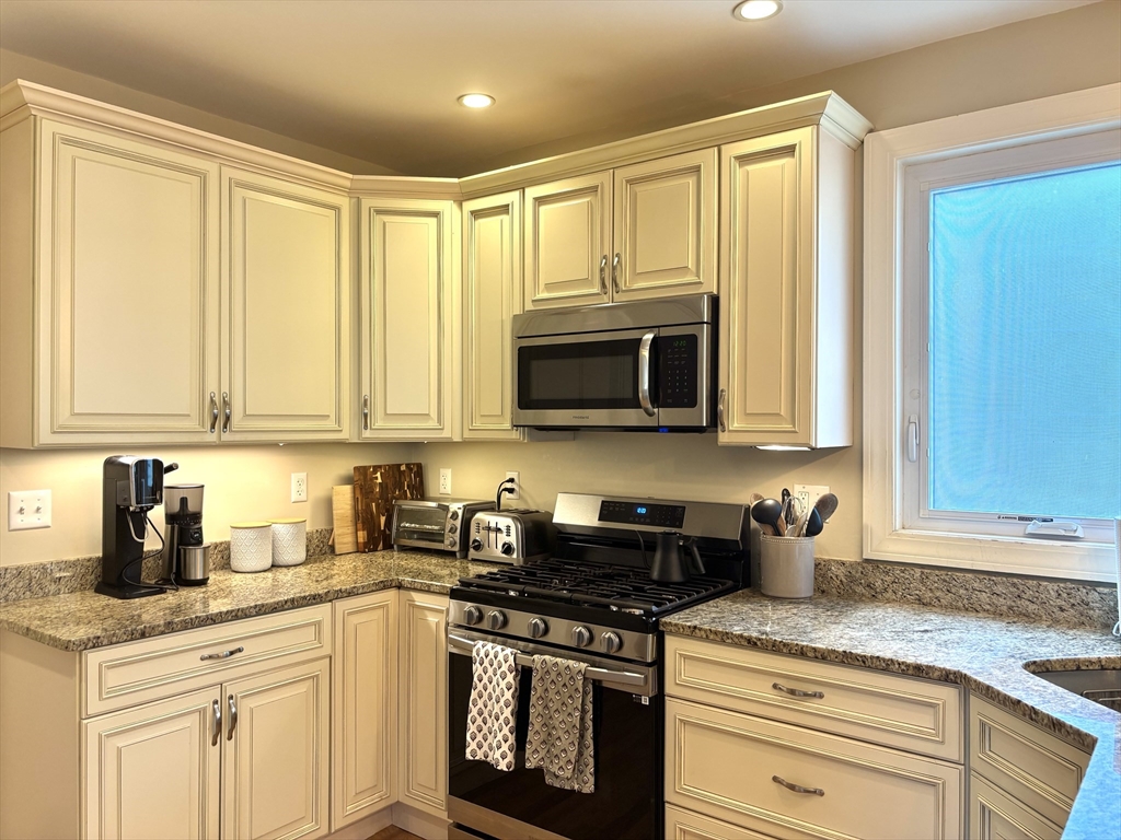 610 South St # 2