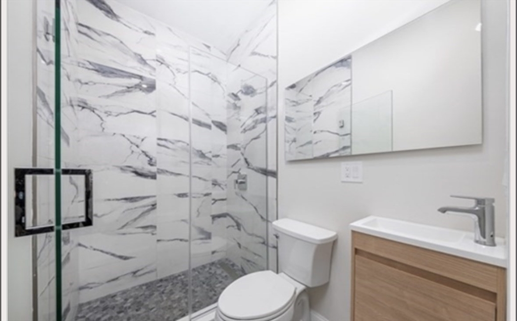 16 Summit St # 16