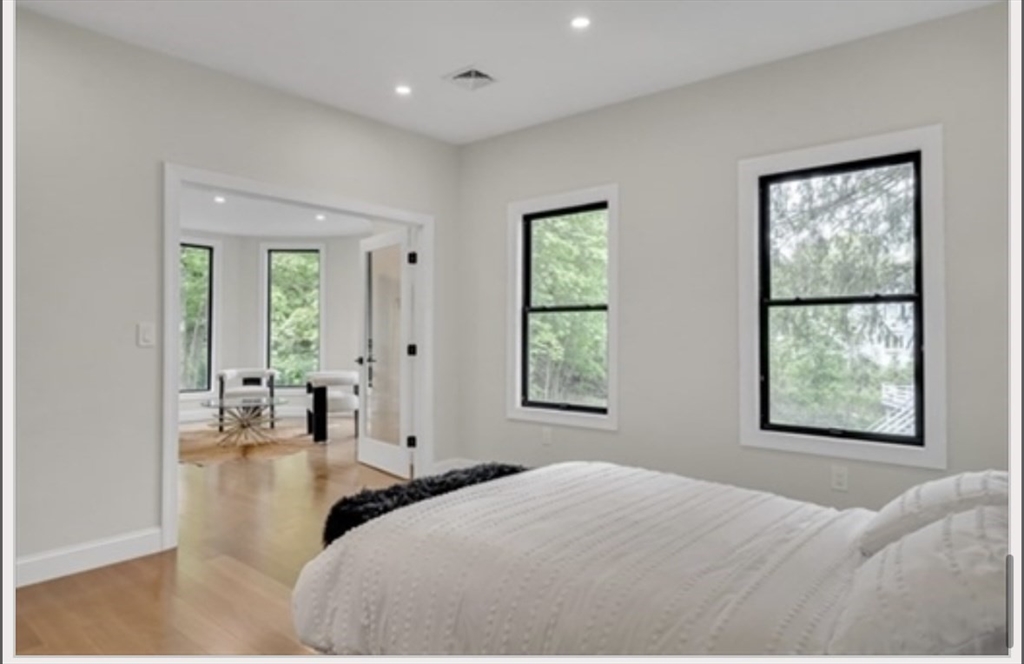 16 Summit St # 16